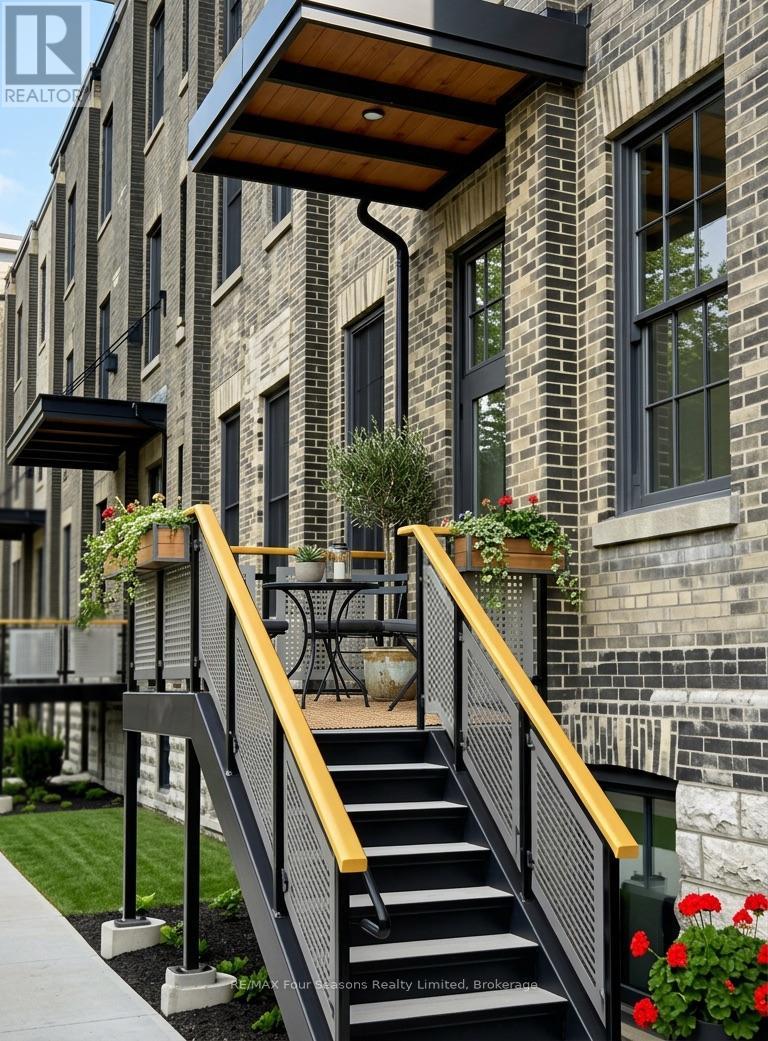 104 - 245 Downie Street, Stratford, Ontario  N5A 1X5 - Photo 2 - X12932562