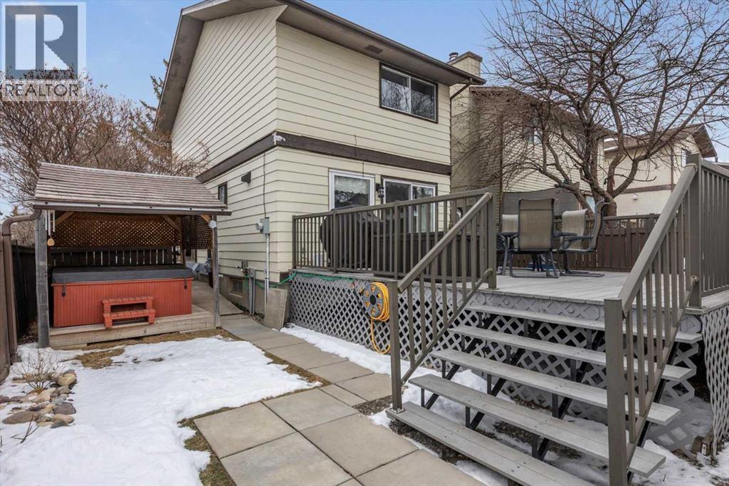 1399 Berkley Drive Nw, Calgary, Alberta  T3K 1T5 - Photo 35 - A2284801