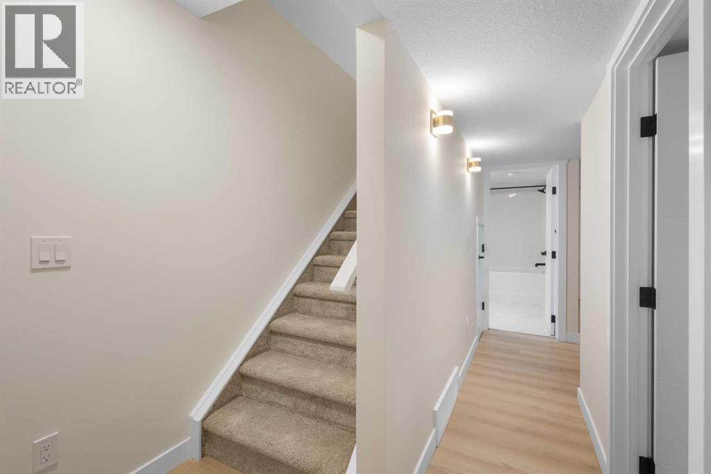 231 Sage Hill Circle Nw, Calgary, Alberta  T3R 1V2 - Photo 27 - A2293166