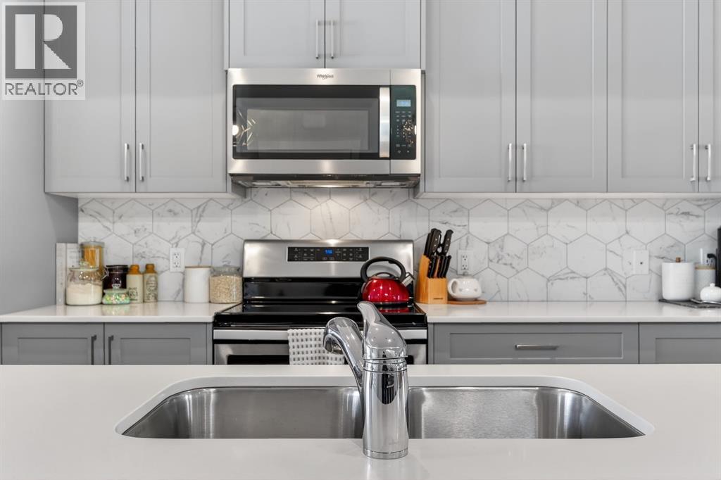 442 Hillcrest Road Sw, Airdrie, Alberta  T4B 4T8 - Photo 11 - A2297123