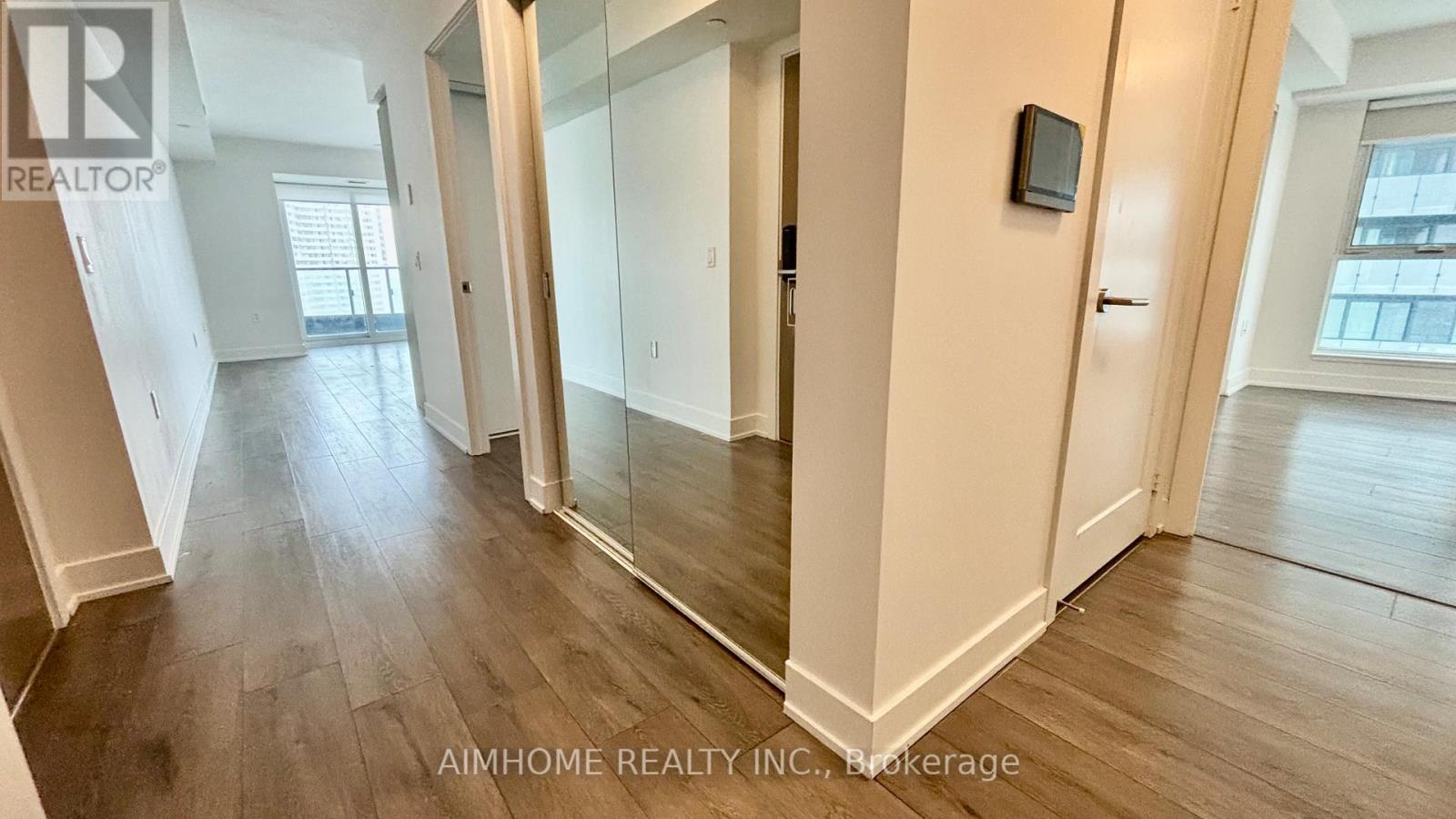 1722 - 585 Bloor Street E, Toronto, Ontario  M4W 0B3 - Photo 10 - C12932526