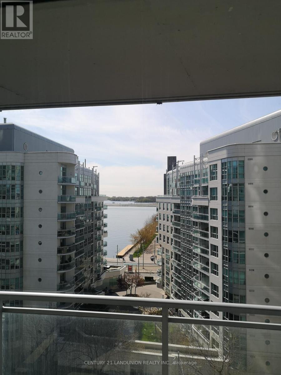 1015 - 38 Dan Leckie Way, Toronto, Ontario  M5V 2V6 - Photo 21 - C12932582