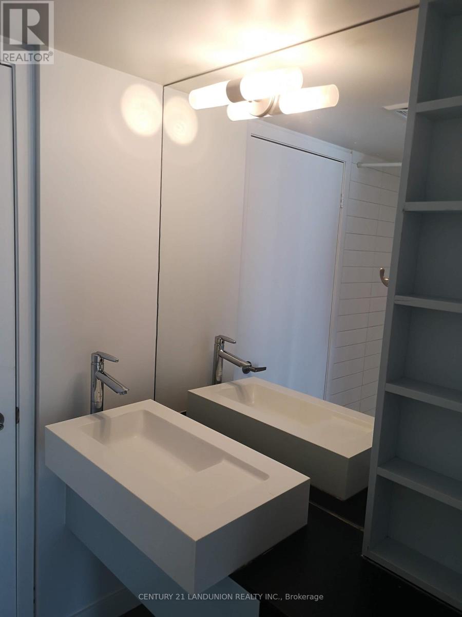 1015 - 38 Dan Leckie Way, Toronto, Ontario  M5V 2V6 - Photo 23 - C12932582