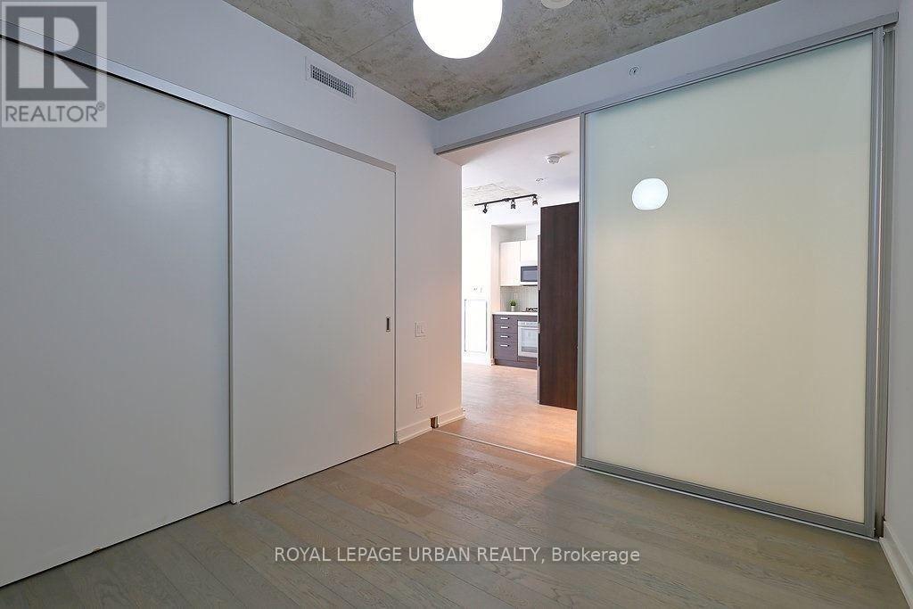 721 - 39 Brant Street, Toronto, Ontario  M5V 2L9 - Photo 10 - C12932584