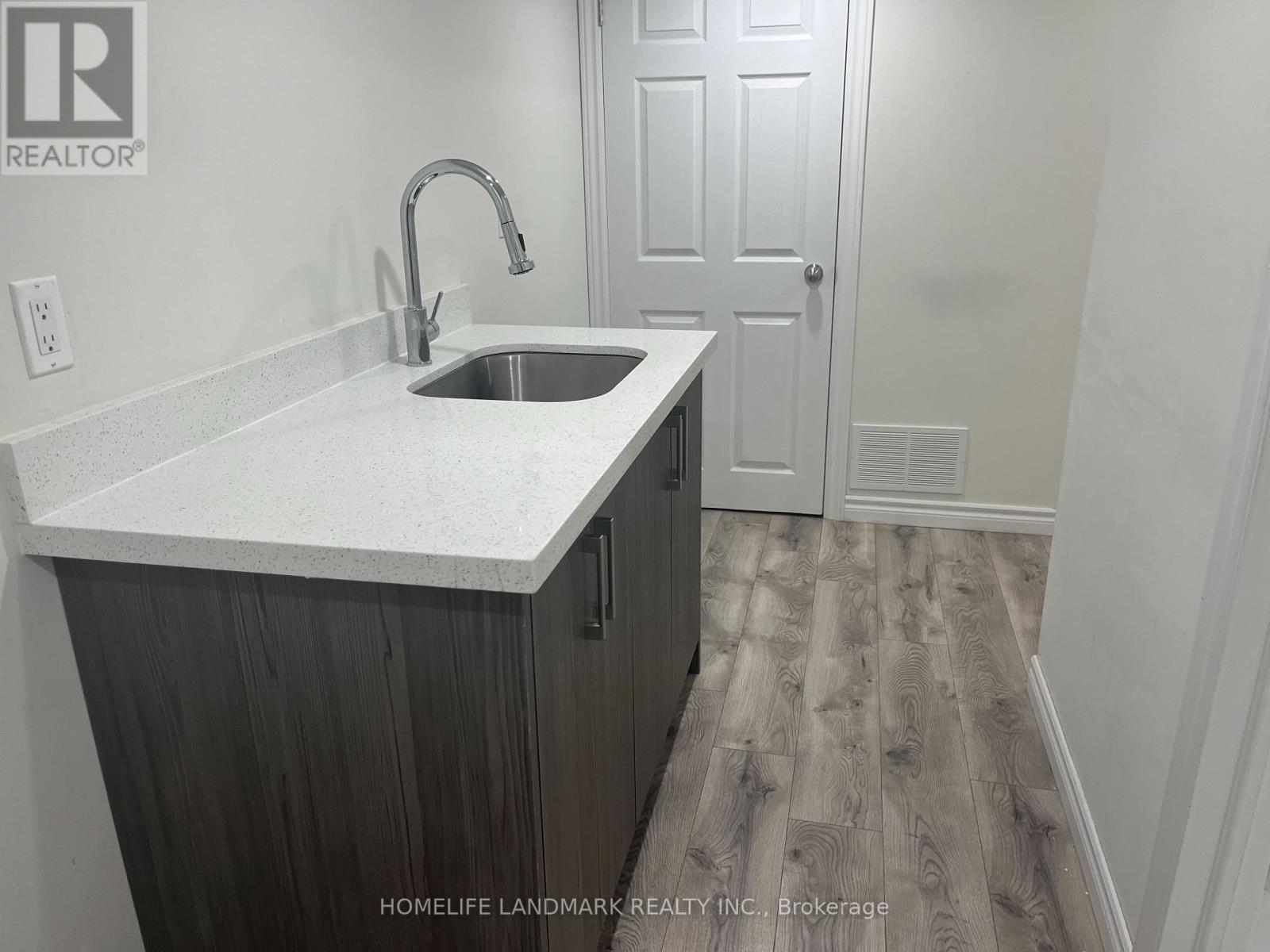 1846 Misthollow Drive, Pickering, Ontario  L1X 0A8 - Photo 39 - E12932556