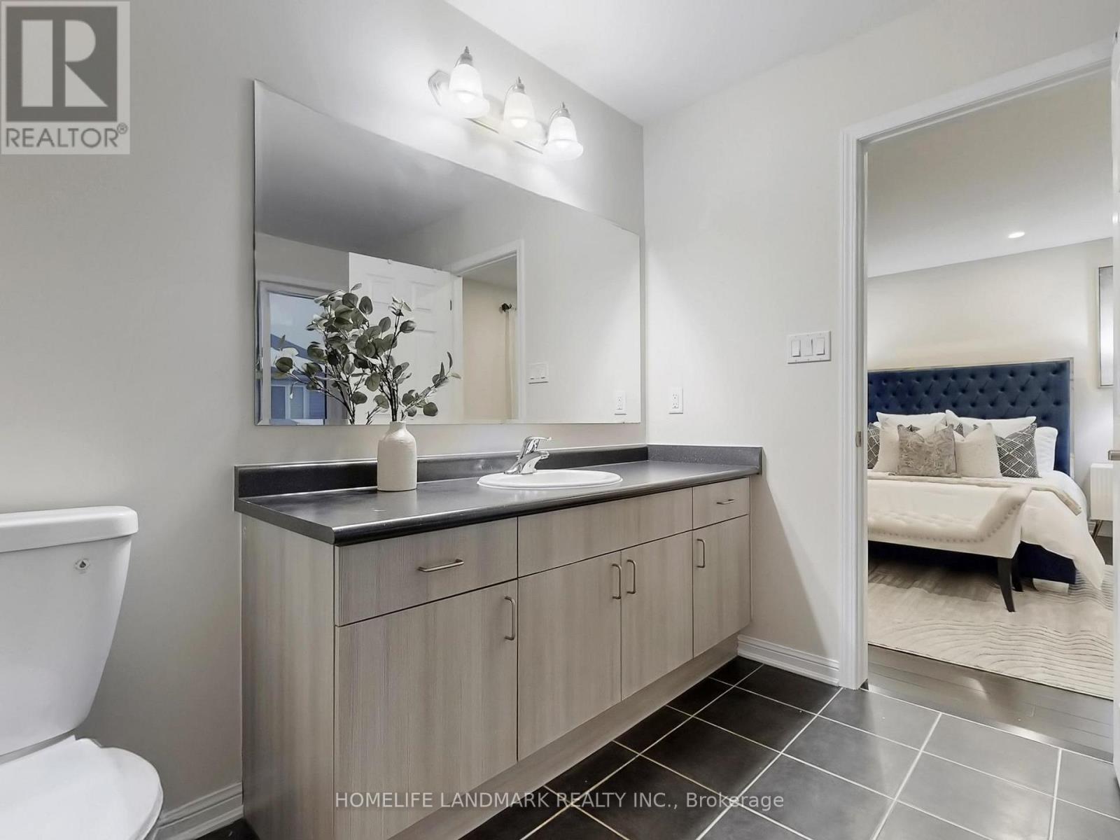 1846 Misthollow Drive, Pickering, Ontario  L1X 0A8 - Photo 7 - E12932556