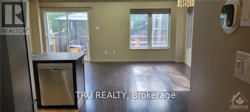 110 Potts Private, Ottawa, Ontario  K4A 0N7 - Photo 11 - X12932550