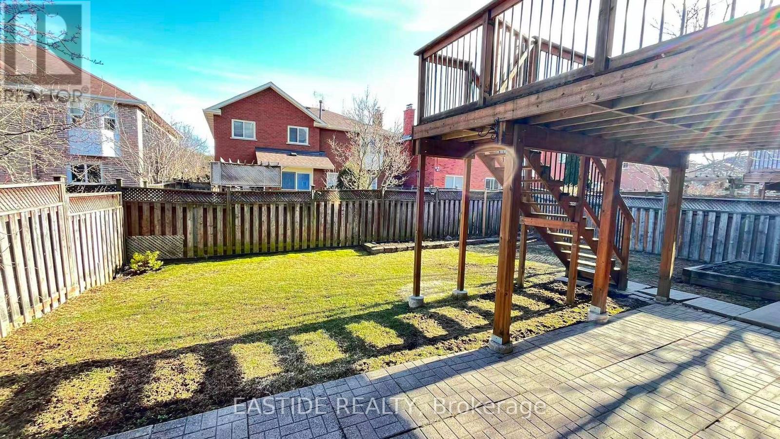 21 Woodstone Avenue, Richmond Hill, Ontario  L4S 1H3 - Photo 12 - N12932524