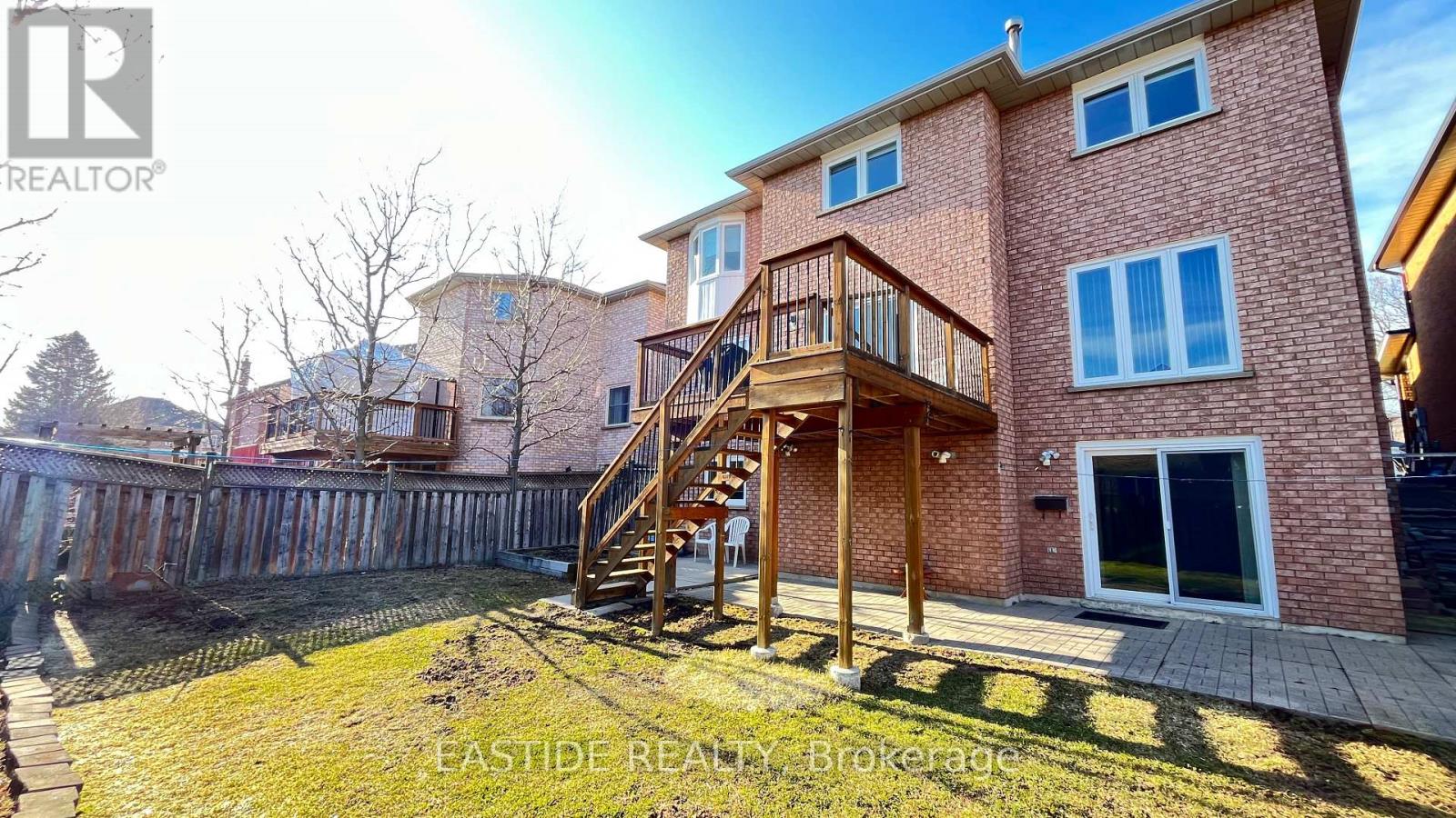 21 Woodstone Avenue, Richmond Hill, Ontario  L4S 1H3 - Photo 13 - N12932524