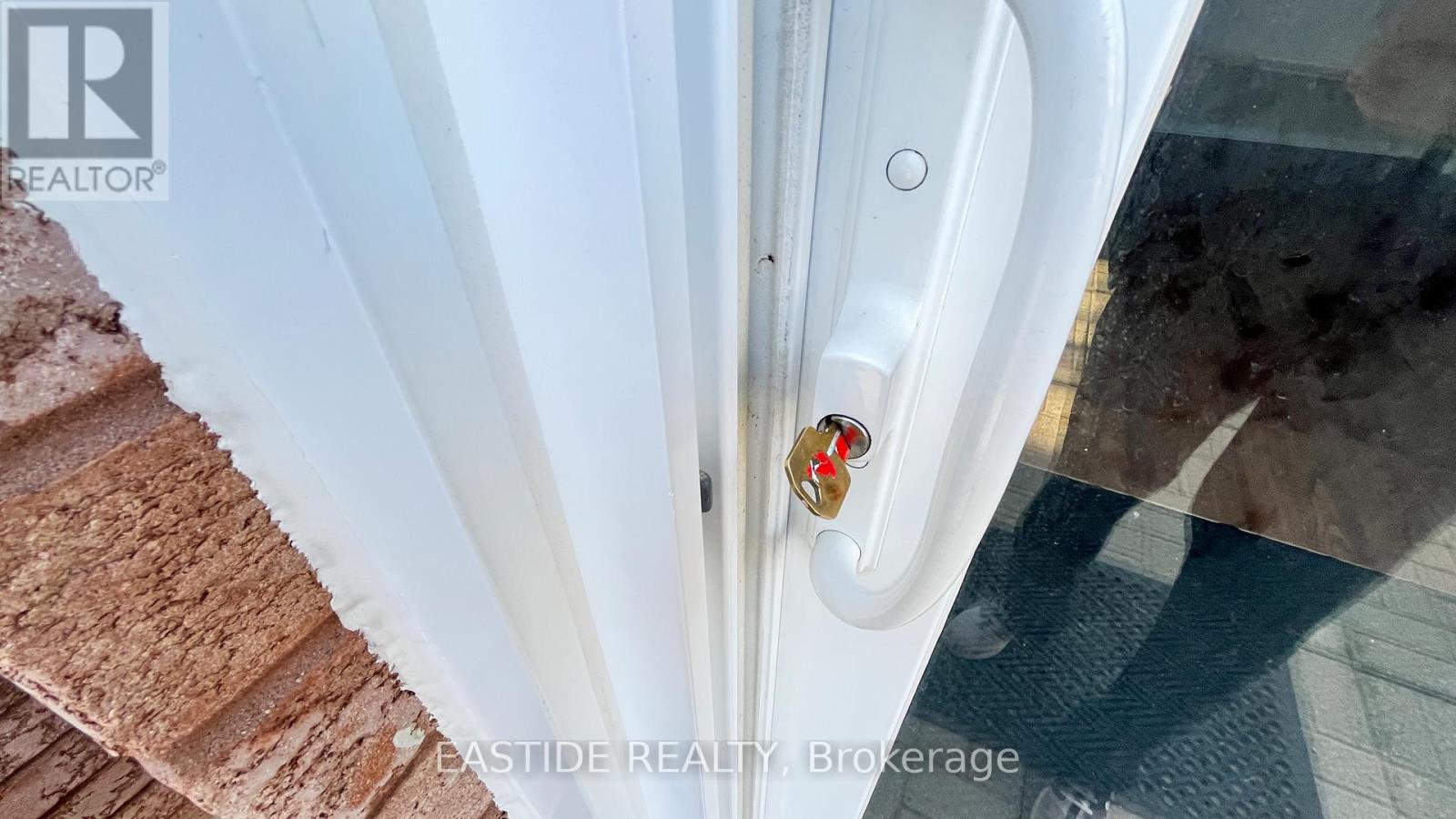 21 Woodstone Avenue, Richmond Hill, Ontario  L4S 1H3 - Photo 14 - N12932524