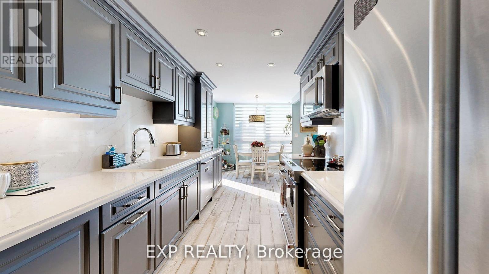 Ph6 - 29 Northern Hts Drive, Richmond Hill, Ontario  L4B 4L8 - Photo 14 - N12932532