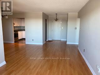 1815 - 135 Hillcrest Avenue, Mississauga, Ontario  L5B 4B1 - Photo 3 - W12932528