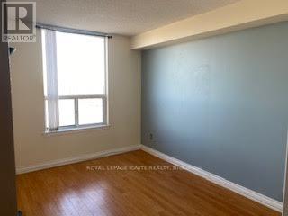 1815 - 135 Hillcrest Avenue, Mississauga, Ontario  L5B 4B1 - Photo 9 - W12932528