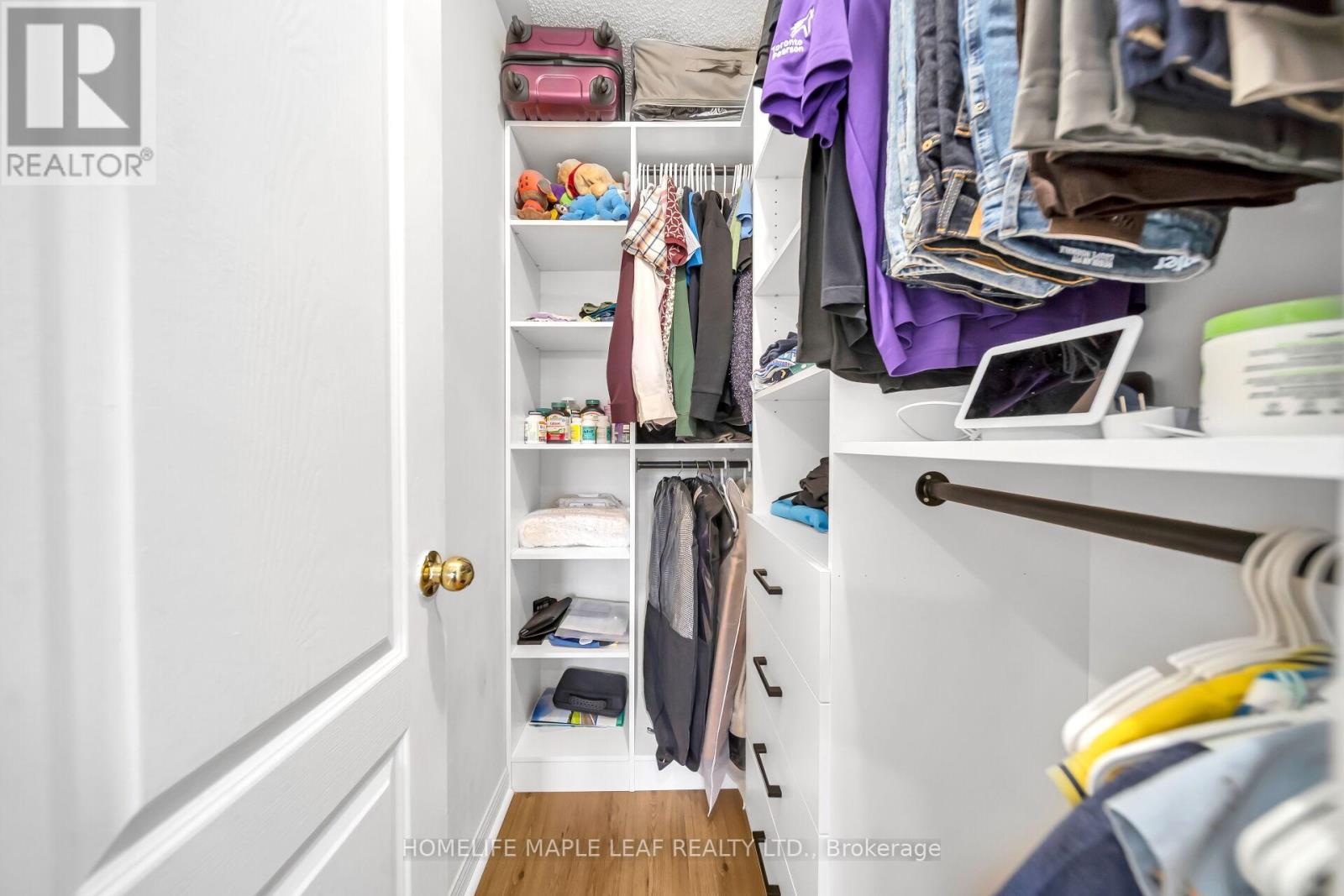 103 Dunlop Court, Brampton, Ontario  L6X 5A6 - Photo 27 - W12932544