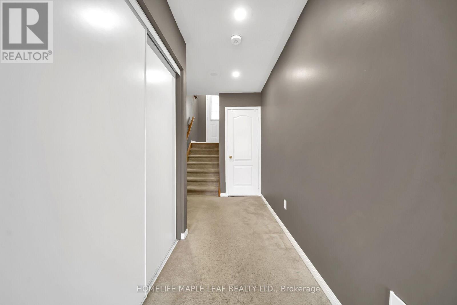 103 Dunlop Court, Brampton, Ontario  L6X 5A6 - Photo 34 - W12932544