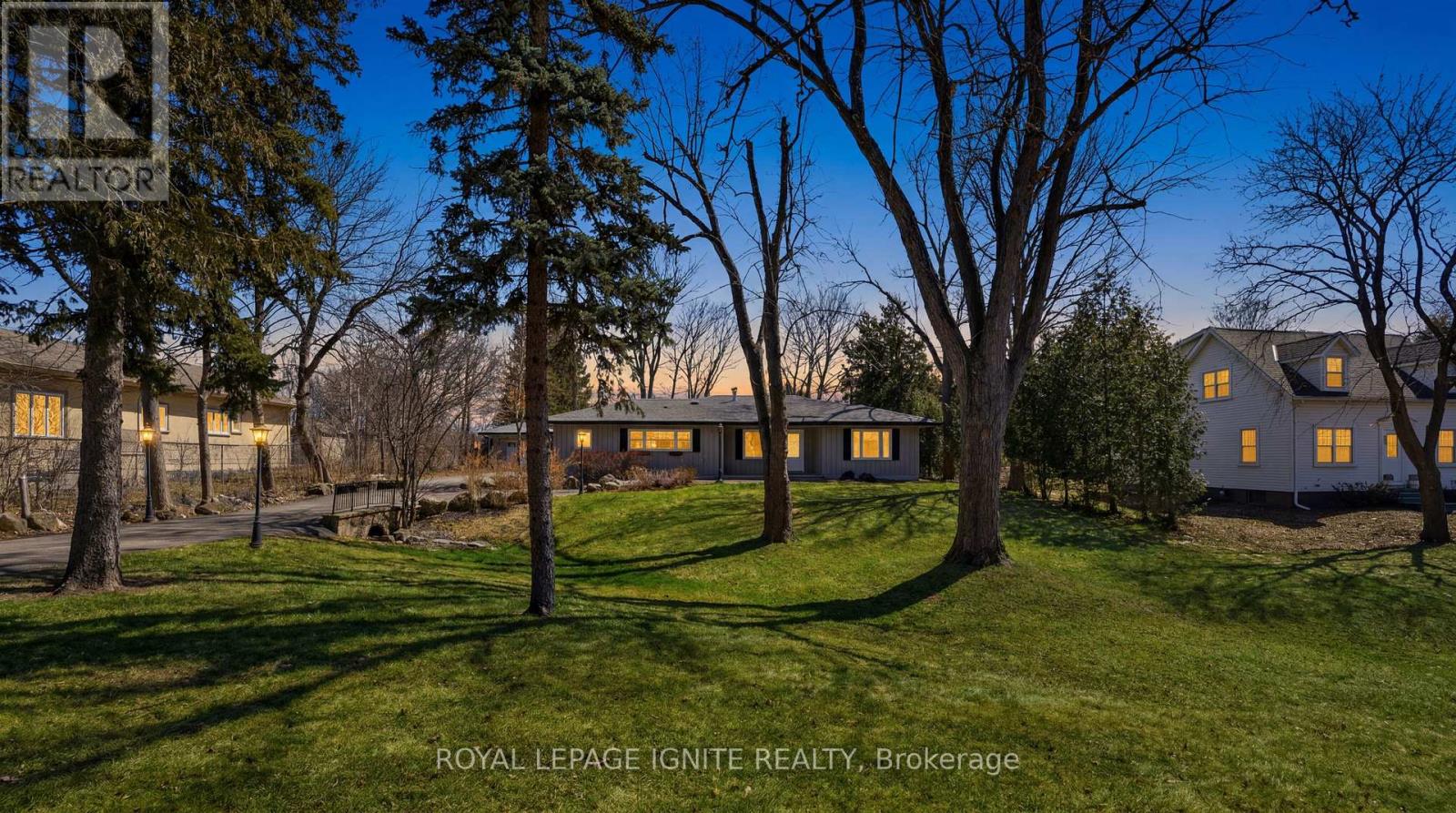 930 OLD DERRY ROAD, Mississauga, Ontario