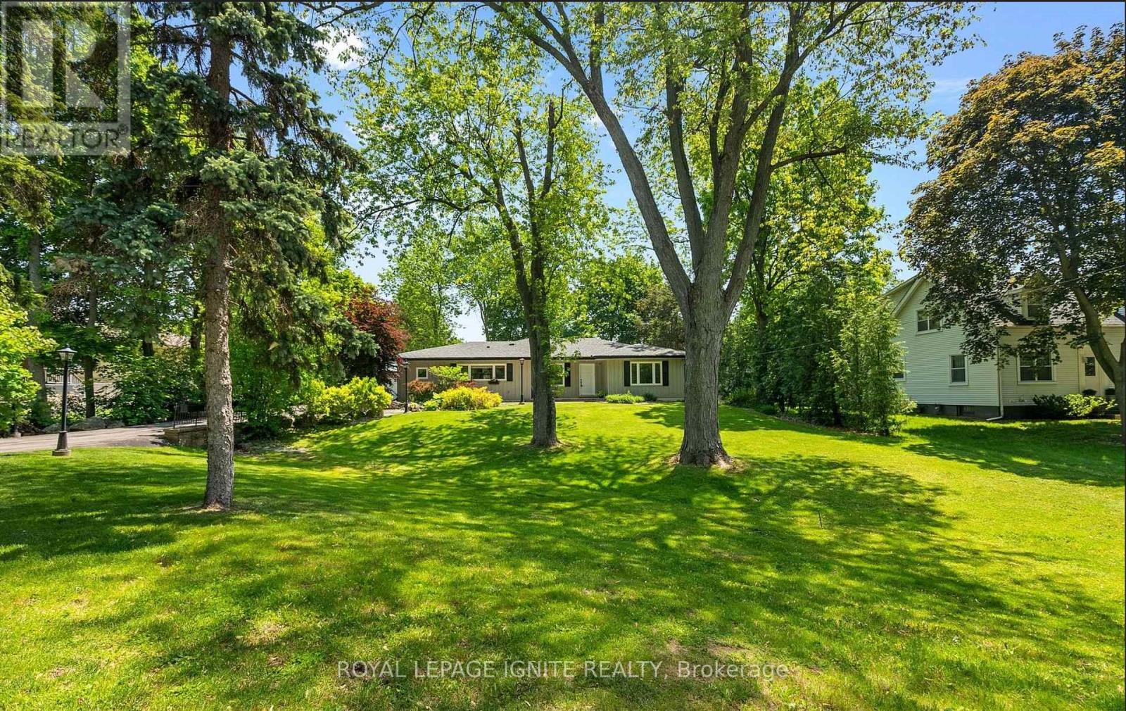 930 Old Derry Road, Mississauga, Ontario  L5W 1A1 - Photo 3 - W12932564