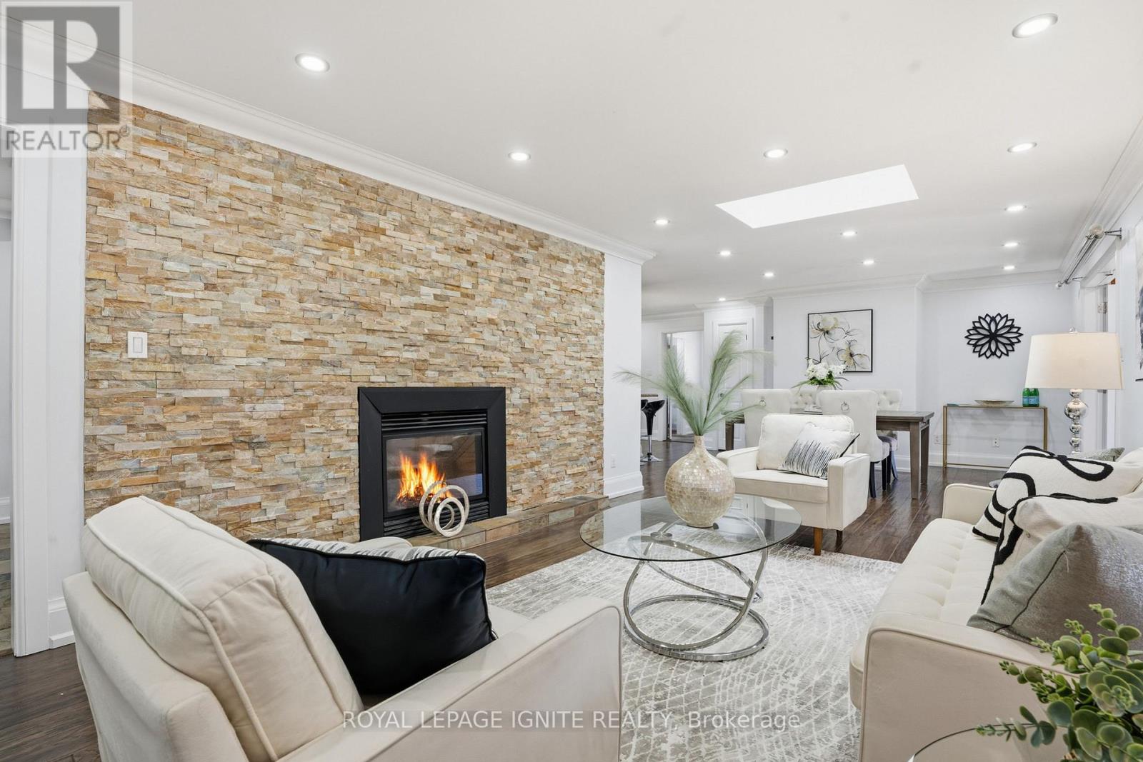 930 Old Derry Road, Mississauga, Ontario  L5W 1A1 - Photo 8 - W12932564