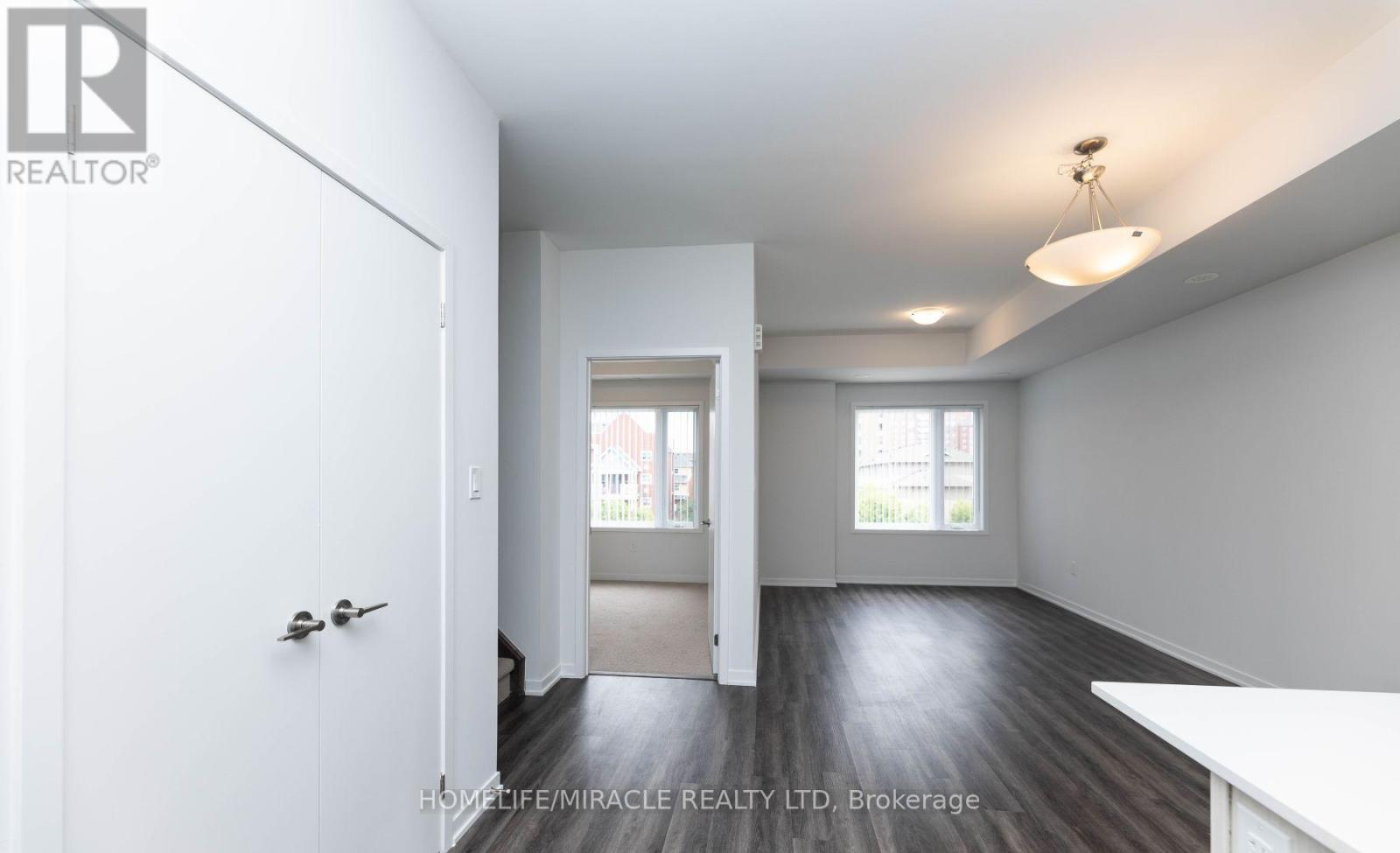 166 - 20 Lloyd Jane Lane, Toronto, Ontario  M8V 0J5 - Photo 10 - W12932586