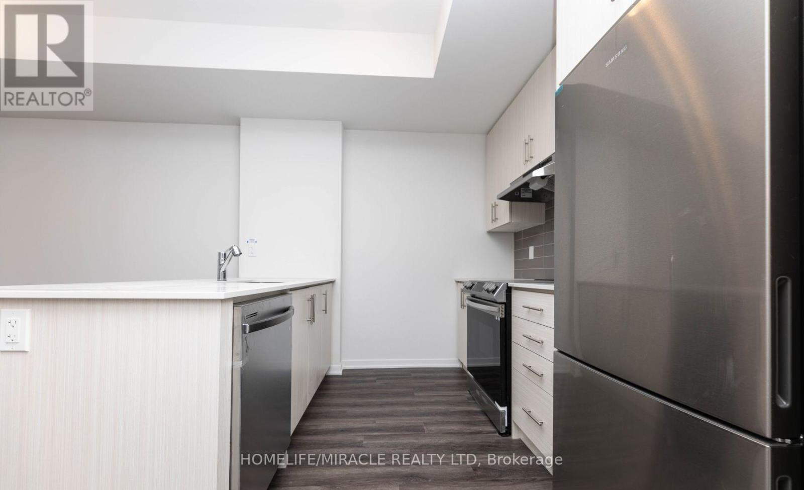 166 - 20 Lloyd Jane Lane, Toronto, Ontario  M8V 0J5 - Photo 7 - W12932586