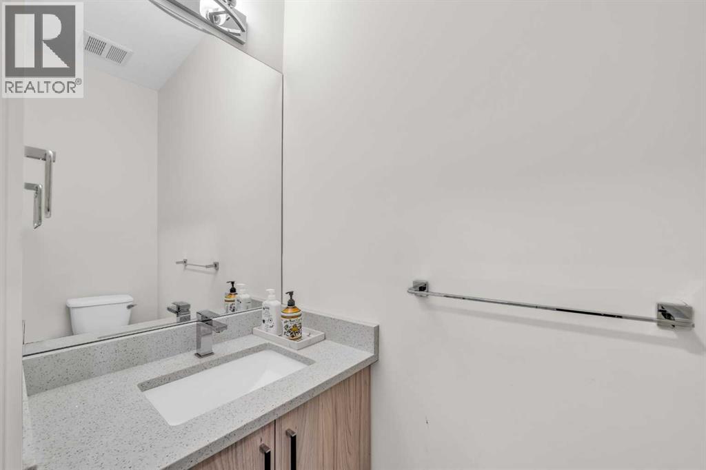 103, 116 Saddlestone Heath Ne, Calgary, Alberta  T3J 5K8 - Photo 12 - A2294538