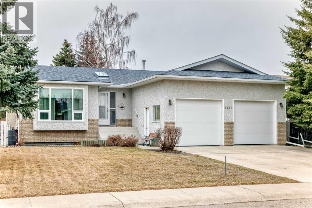 2705 23A Avenue, Nanton, Alberta