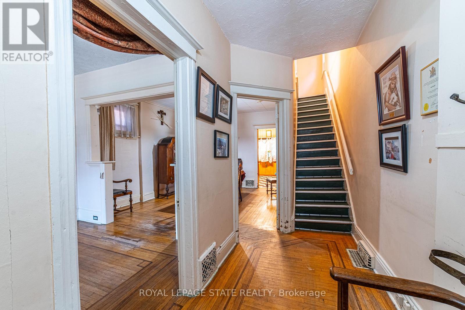 35 Sherman Avenue N, Hamilton, Ontario  L8L 6L9 - Photo 5 - X12932530