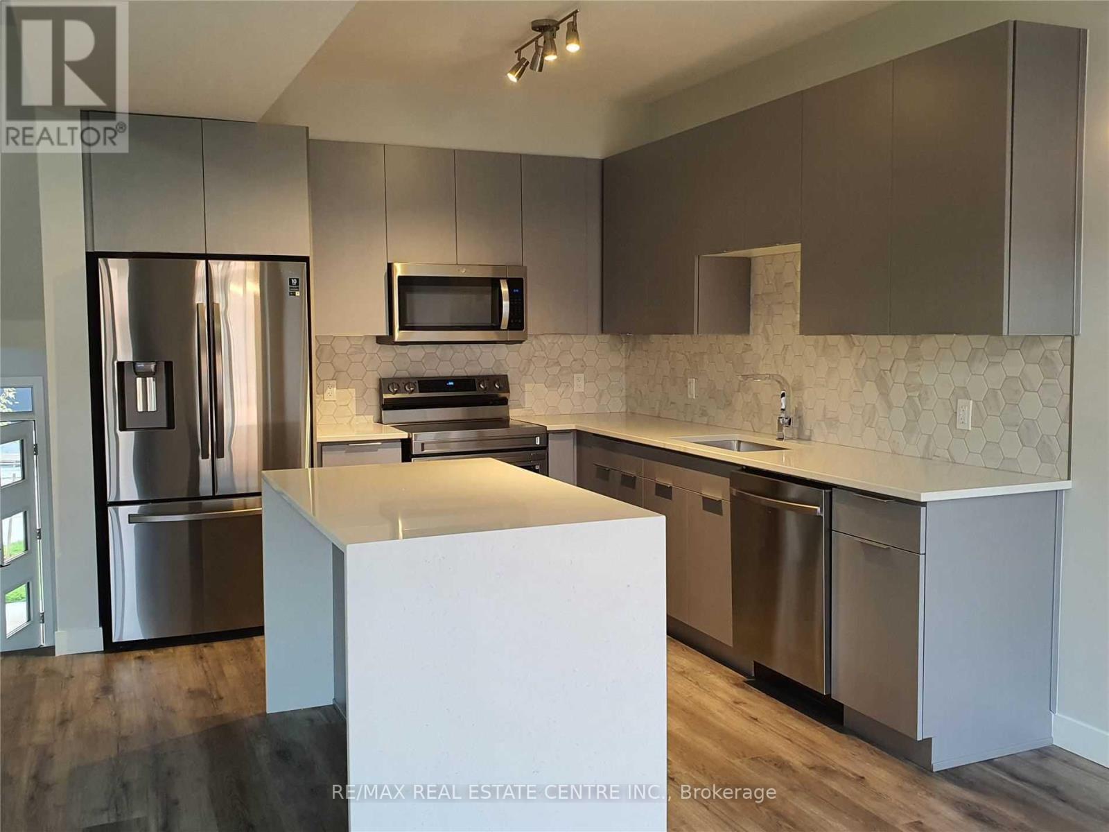 95 - 3380 Singleton Avenue, London South, Ontario  N6L 0E8 - Photo 3 - X12932552