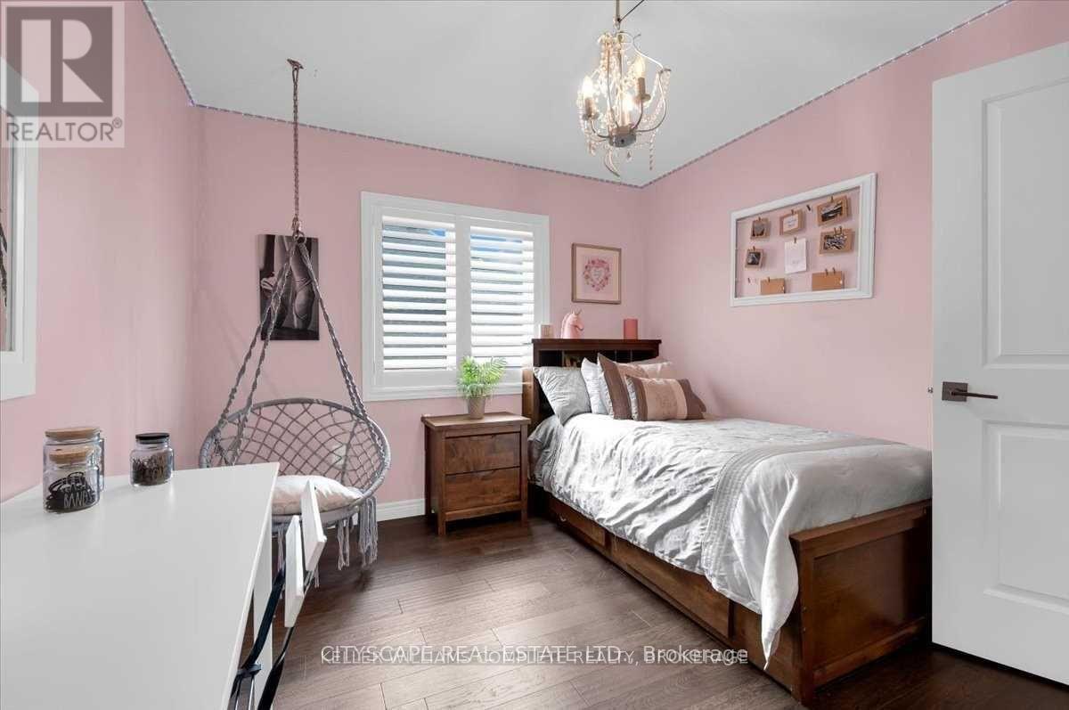 40 Blue Ribbon Way, Hamilton, Ontario  L0R 1C0 - Photo 20 - X12932580