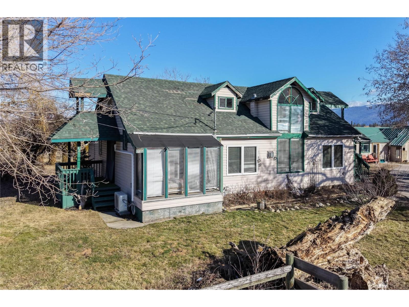 1978 Pleasant Valley Road, Spallumcheen, British Columbia