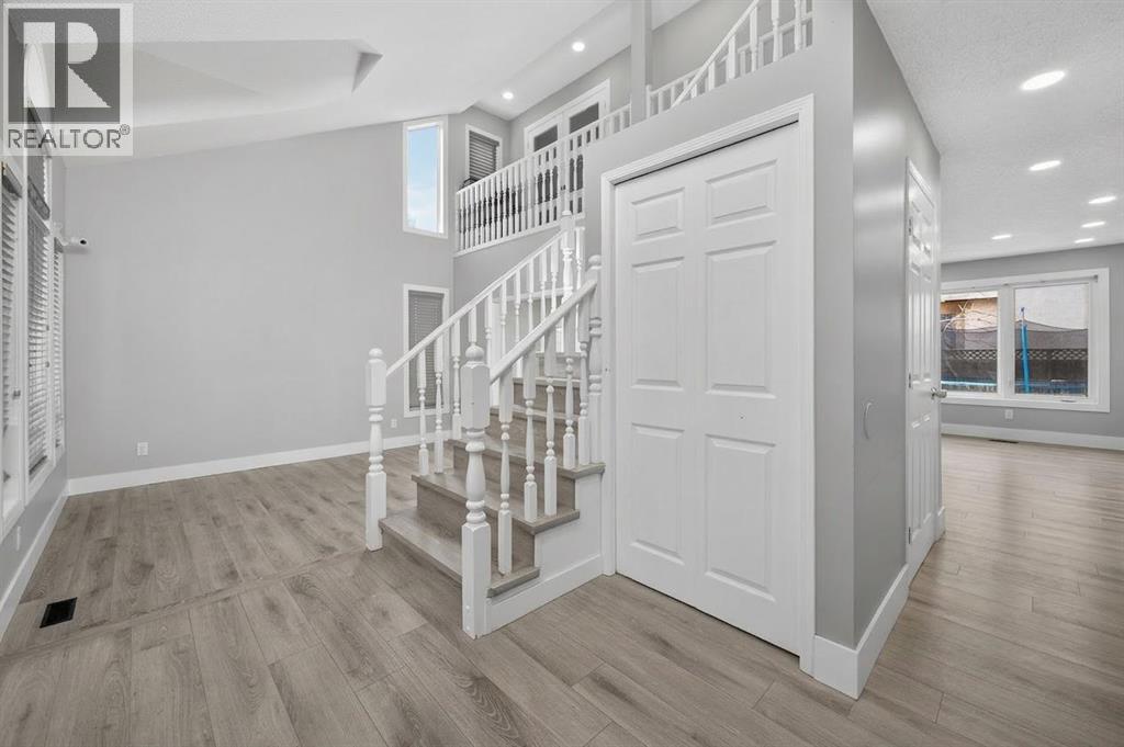 55 Millrise Way Sw, Calgary, Alberta  T2Y 2M7 - Photo 6 - A2296192