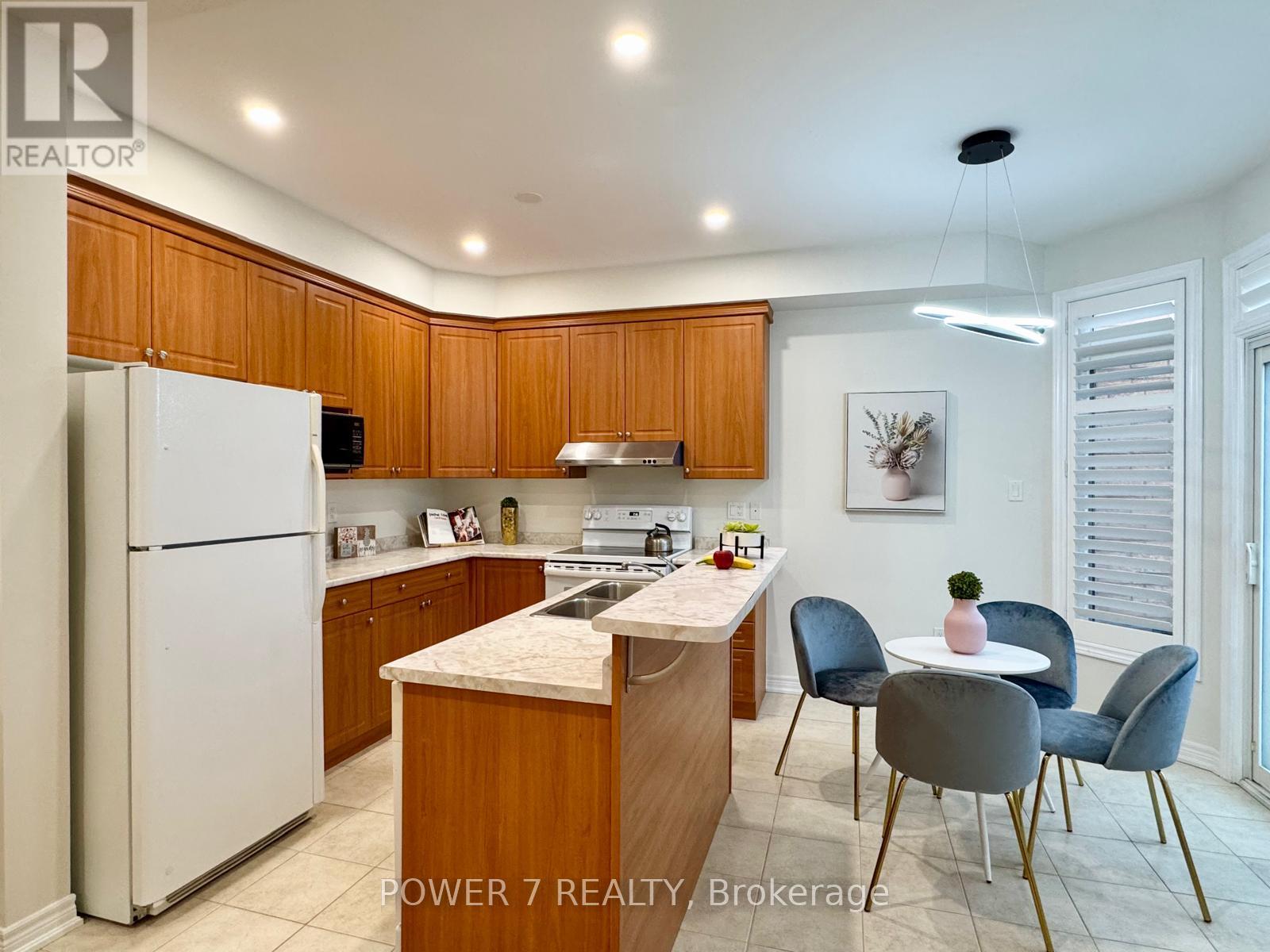 119 Gauguin Avenue, Vaughan, Ontario  L4J 9J4 - Photo 11 - N12931556