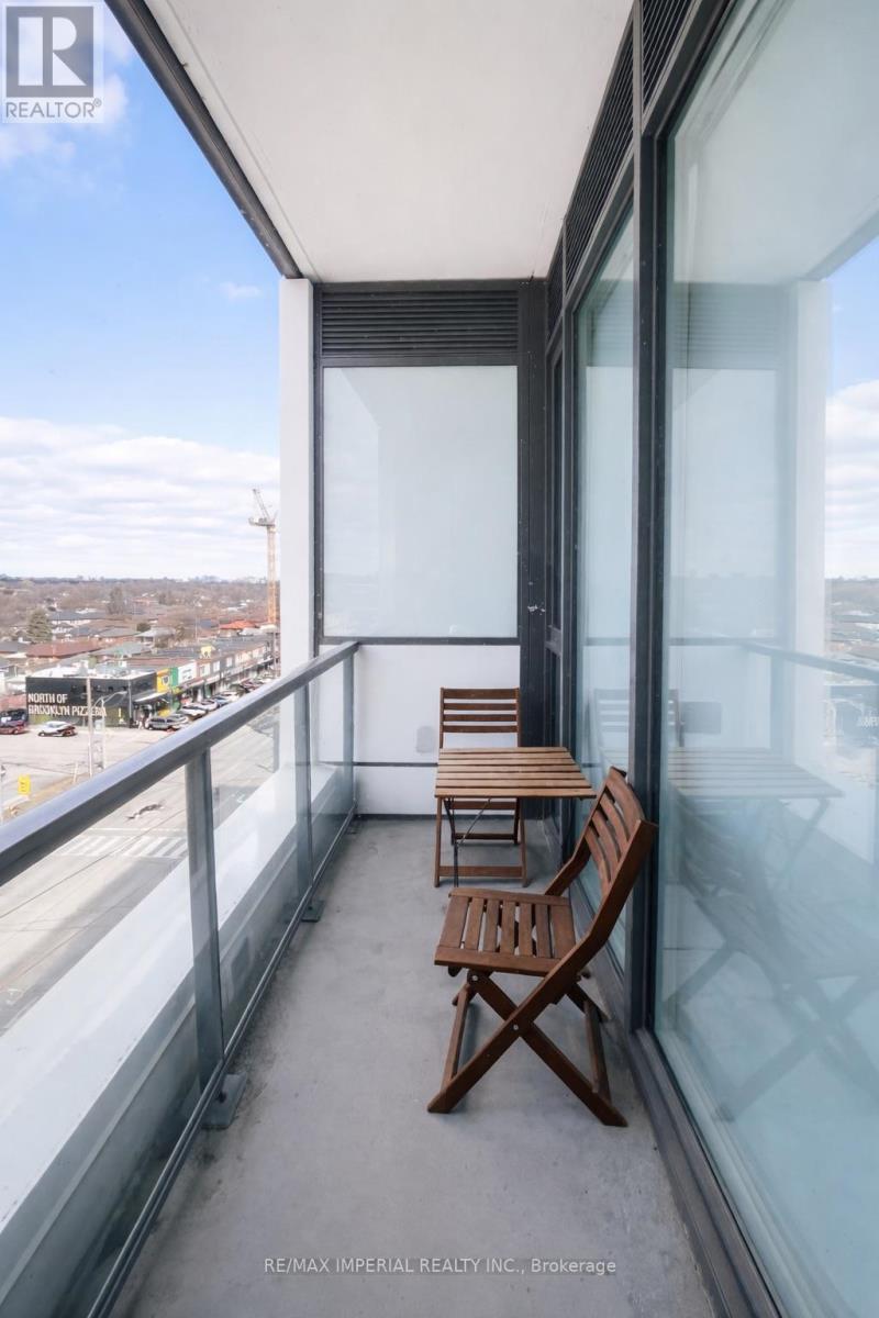 605 - 1195 The Queensway, Toronto, Ontario M8Z 1R7 - Photo 10 - W12831368