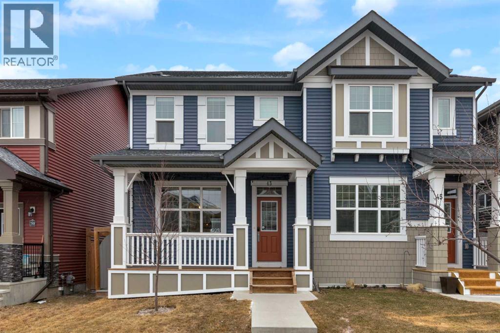43 Sunrise Way, Cochrane, Alberta