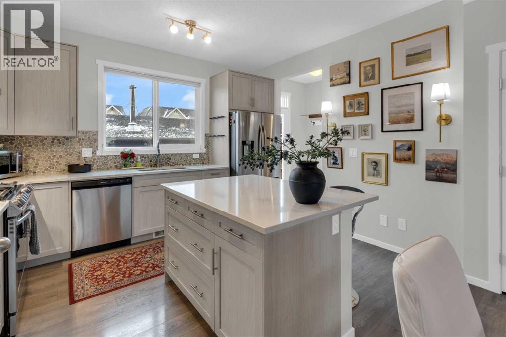 43 Sunrise Way, Cochrane, Alberta  T4C 2S3 - Photo 12 - A2287560