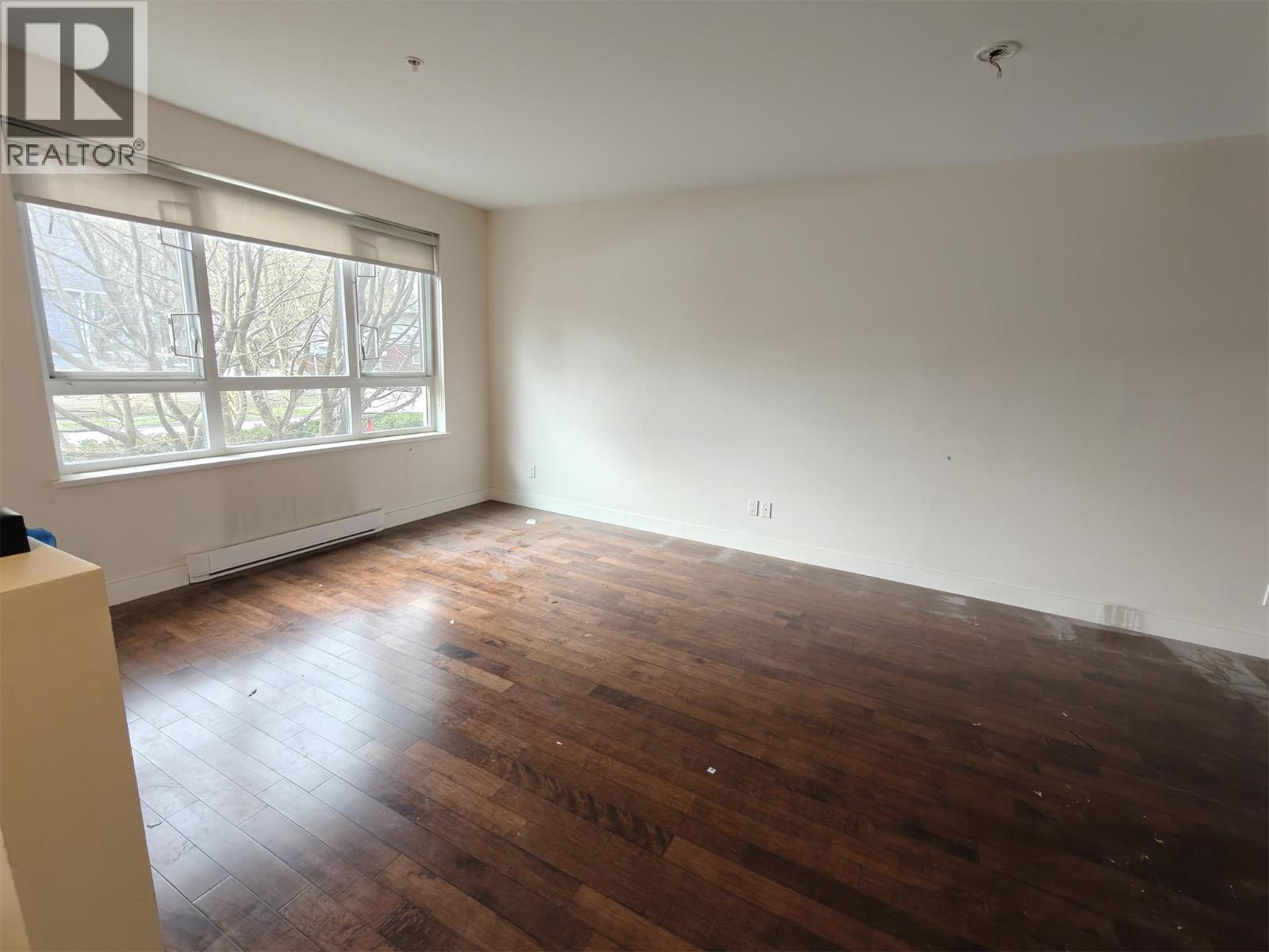 403 E 16th Avenue, Vancouver, British Columbia V5T 2T8 - Photo 4 - R3092190