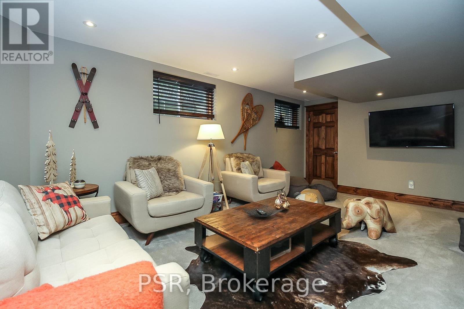 145 Snowbridge Way, Blue Mountains, Ontario  L9Y 0V1 - Photo 13 - X12932590