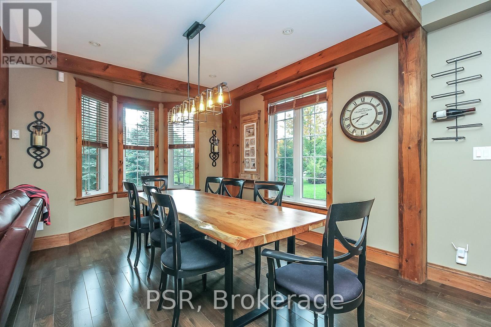 145 Snowbridge Way, Blue Mountains, Ontario  L9Y 0V1 - Photo 9 - X12932590