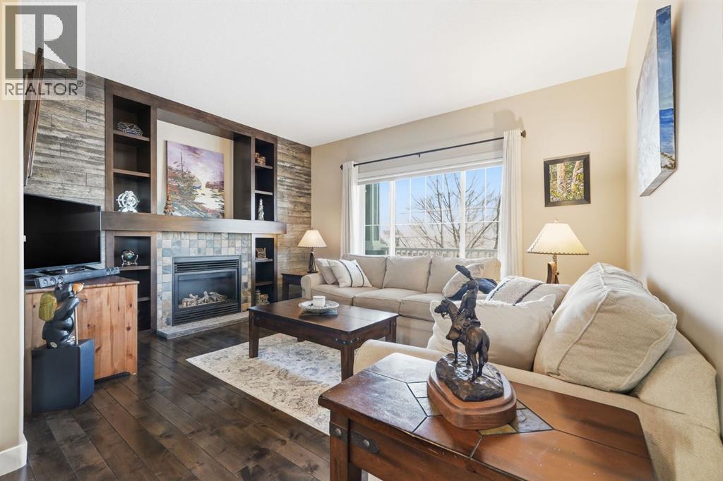 1 River Heights Green, Cochrane, Alberta  T4C 0J6 - Photo 7 - A2295374