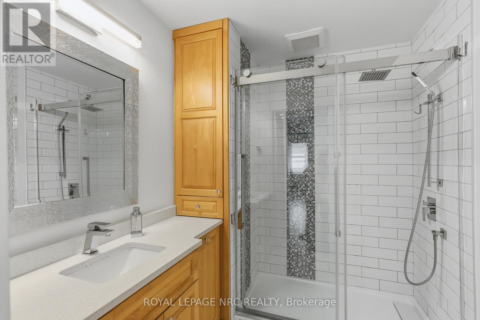 20 Colbeck Drive, Welland, Ontario  L3C 5B5 - Photo 12 - X12932610