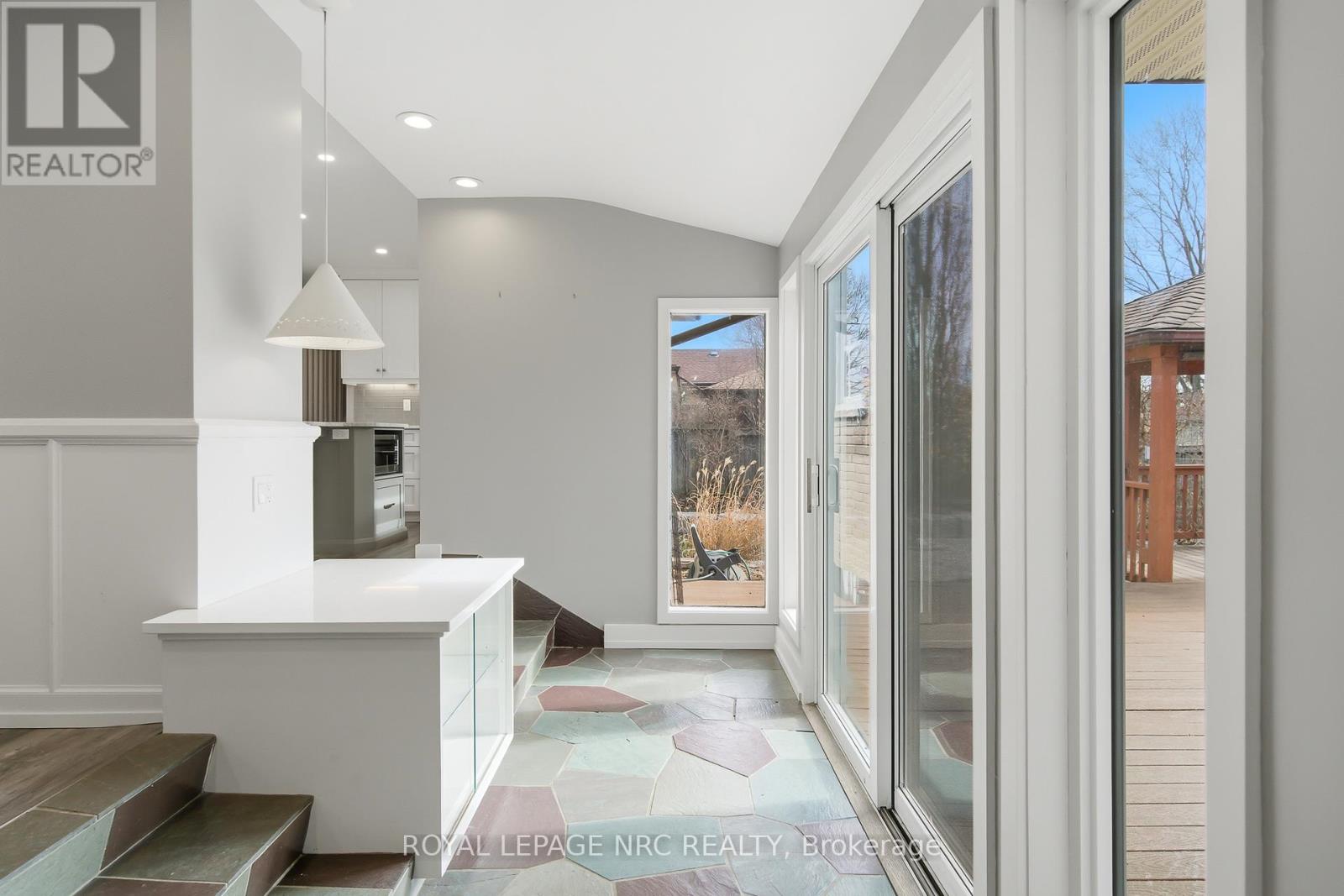 20 Colbeck Drive, Welland, Ontario  L3C 5B5 - Photo 14 - X12932610