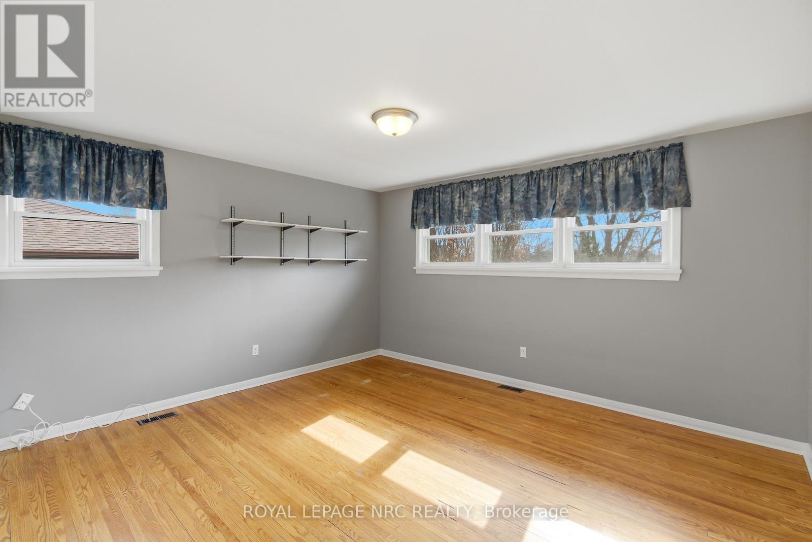 20 Colbeck Drive, Welland, Ontario  L3C 5B5 - Photo 18 - X12932610