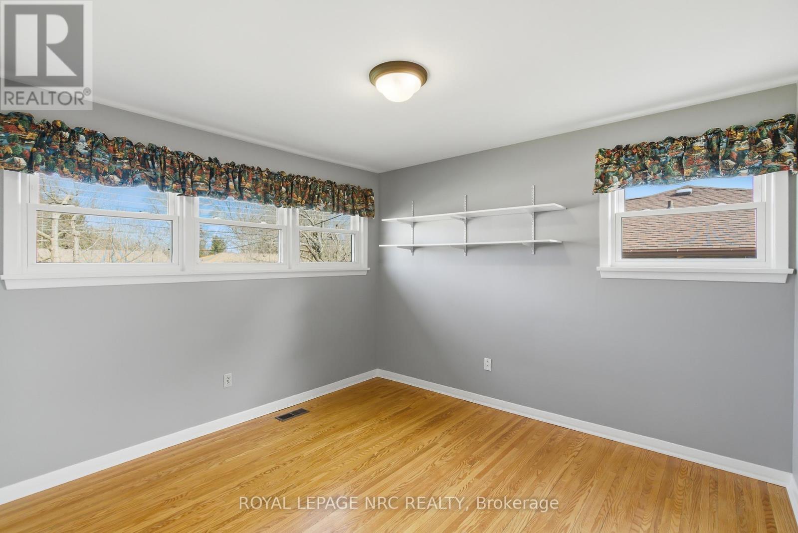 20 Colbeck Drive, Welland, Ontario  L3C 5B5 - Photo 19 - X12932610