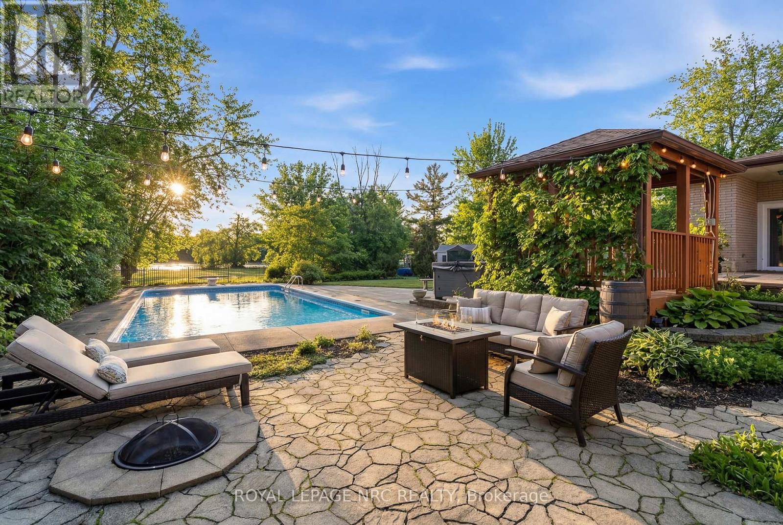 20 Colbeck Drive, Welland, Ontario  L3C 5B5 - Photo 30 - X12932610