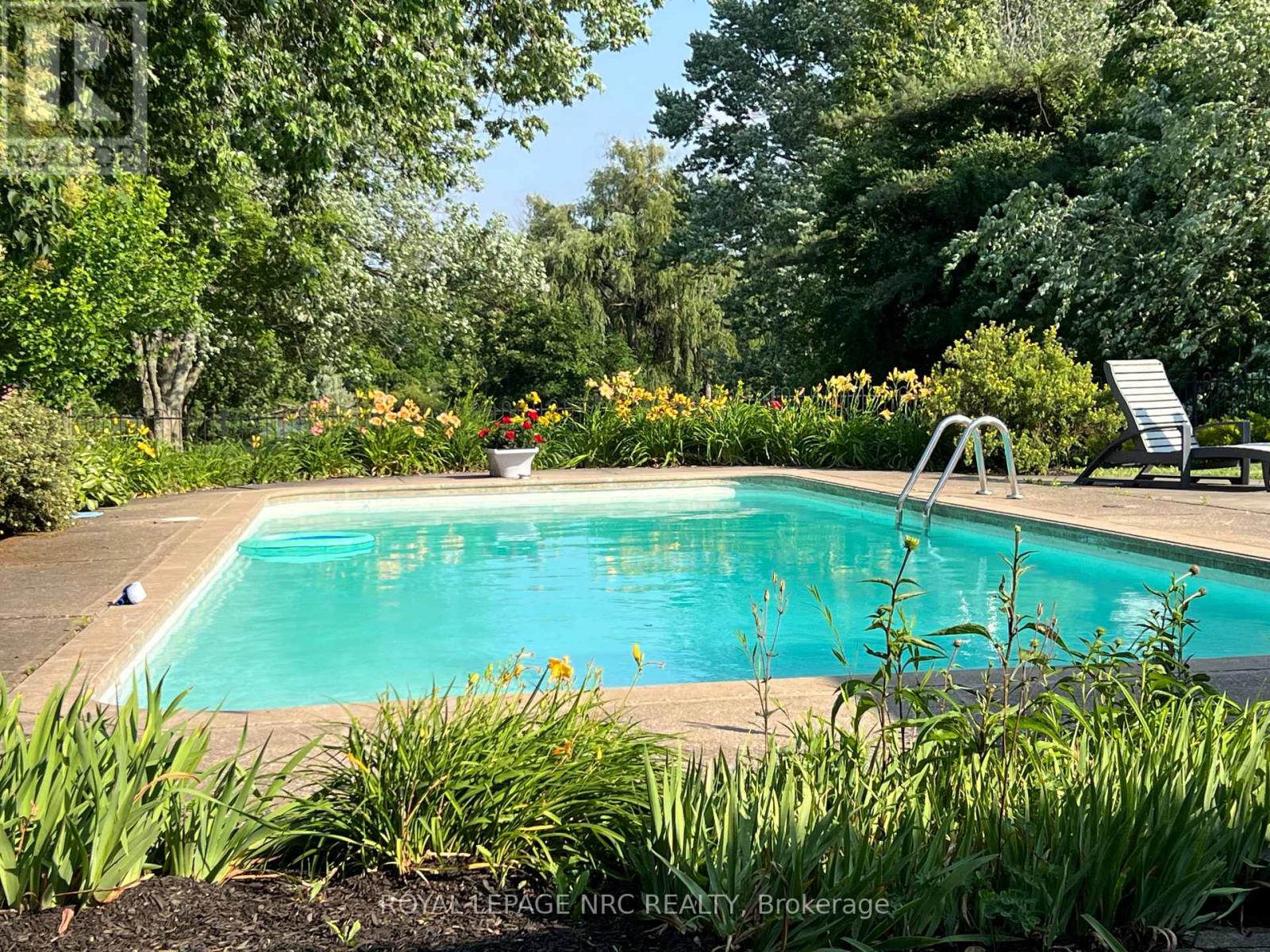 20 Colbeck Drive, Welland, Ontario  L3C 5B5 - Photo 31 - X12932610