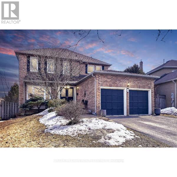 15 BEATTY CRESCENT, Aurora, Ontario