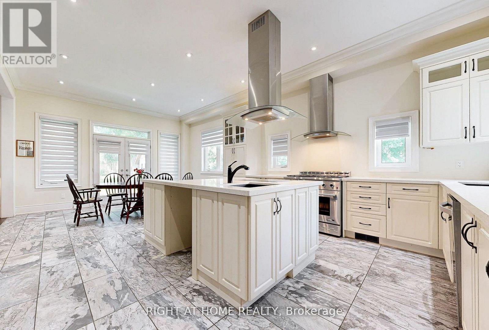 250 Church Street, Markham, Ontario  L3P 2M7 - Photo 6 - N12932472