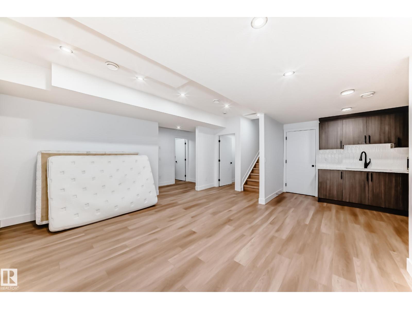 15108 11 St Nw, Edmonton, Alberta  T5Y 4C8 - Photo 59 - E4479596