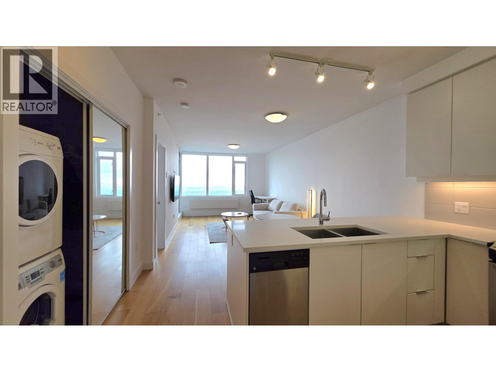 1505 9393 Tower Road, Burnaby, British Columbia  V5A 4Y8 - Photo 3 - R3056836