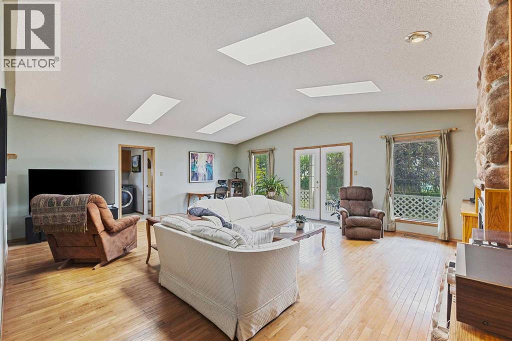 717 East Road, Standard, Alberta  T0J 3G0 - Photo 22 - A2282435